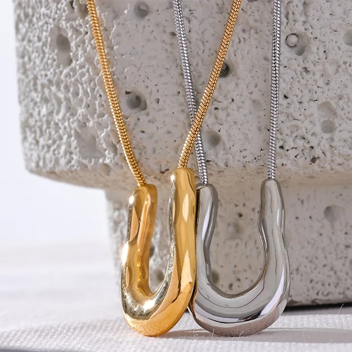 MADELYN NECKLACE - JEWELLITA